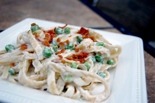 pasta carbonara close small