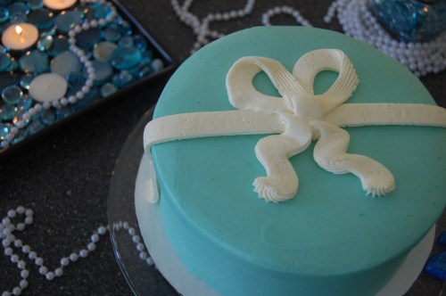 breakfast at tiffanys cake
