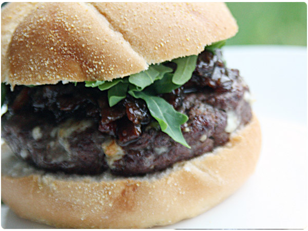 blue-cheese-burger